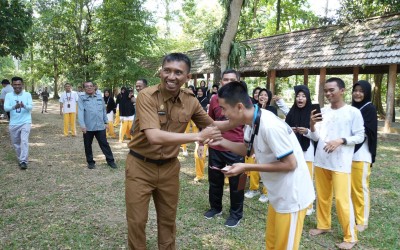 Kegiatan P5 Siswa SMAN Pintar Provinsi Riau Bangun Jiwa dan Raga Lewat Olahraga Tradisional